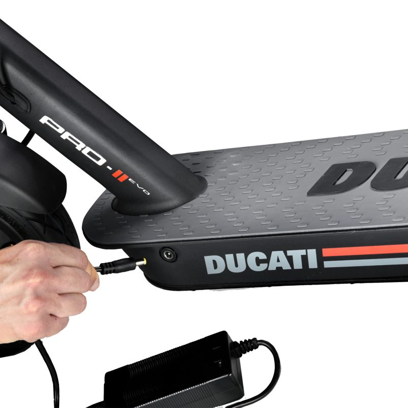 Scooter Eléctrica Ducati Pro II Evo - Imagen 3